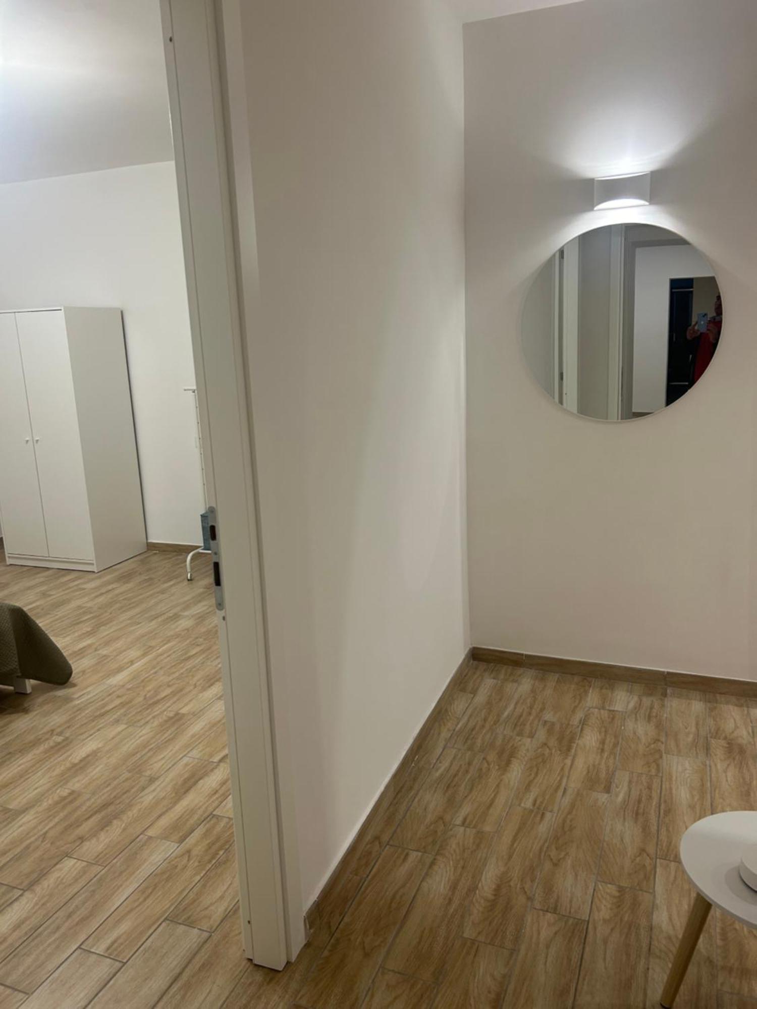 Suite Di Giordy Napoli Centro Bagian luar foto