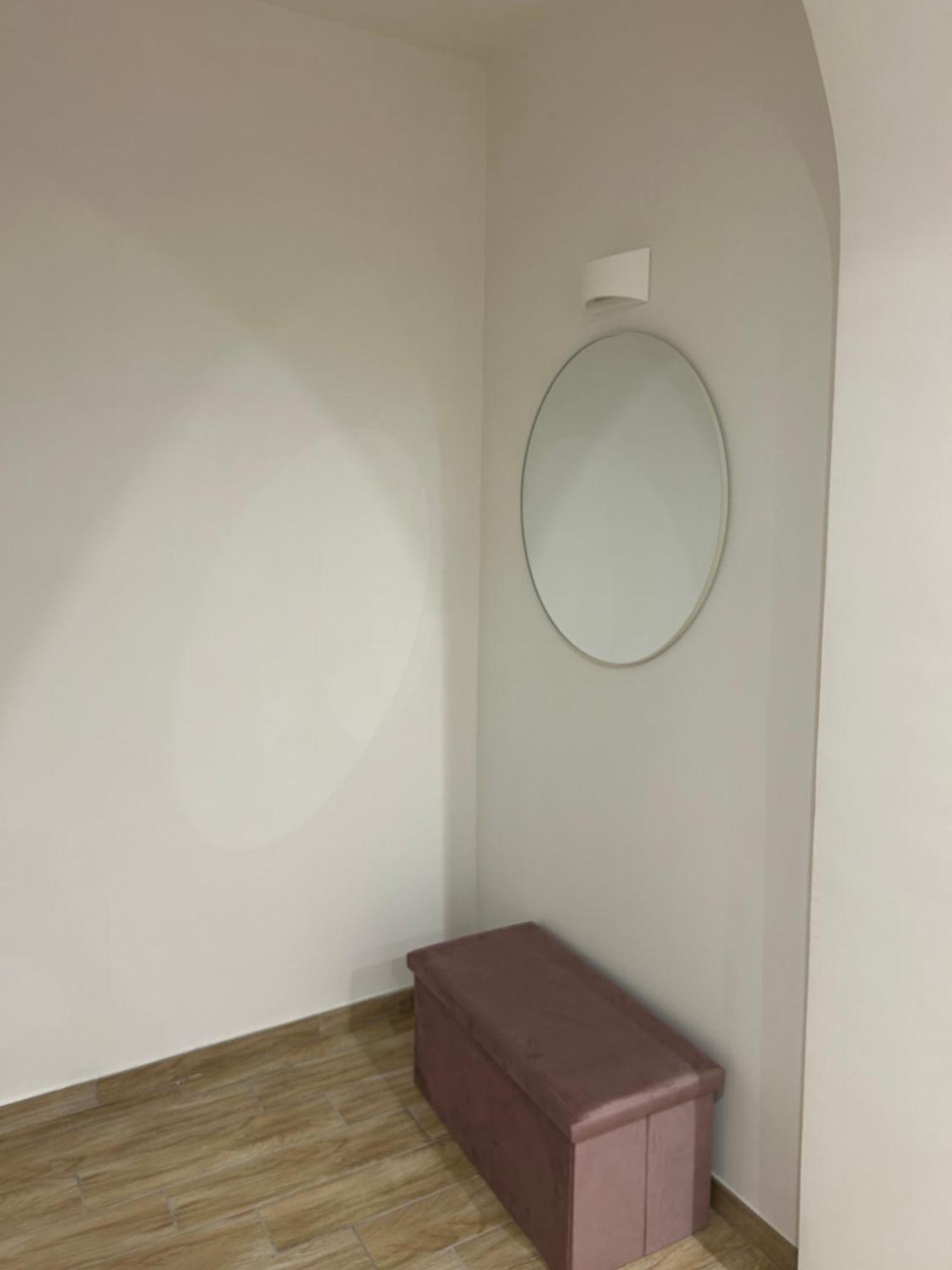 Suite Di Giordy Napoli Centro Bagian luar foto